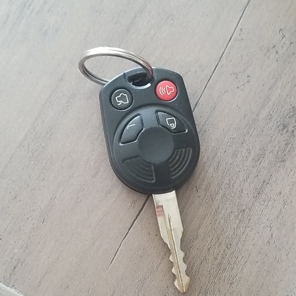 Lincoln Key - Picture 2 of 2